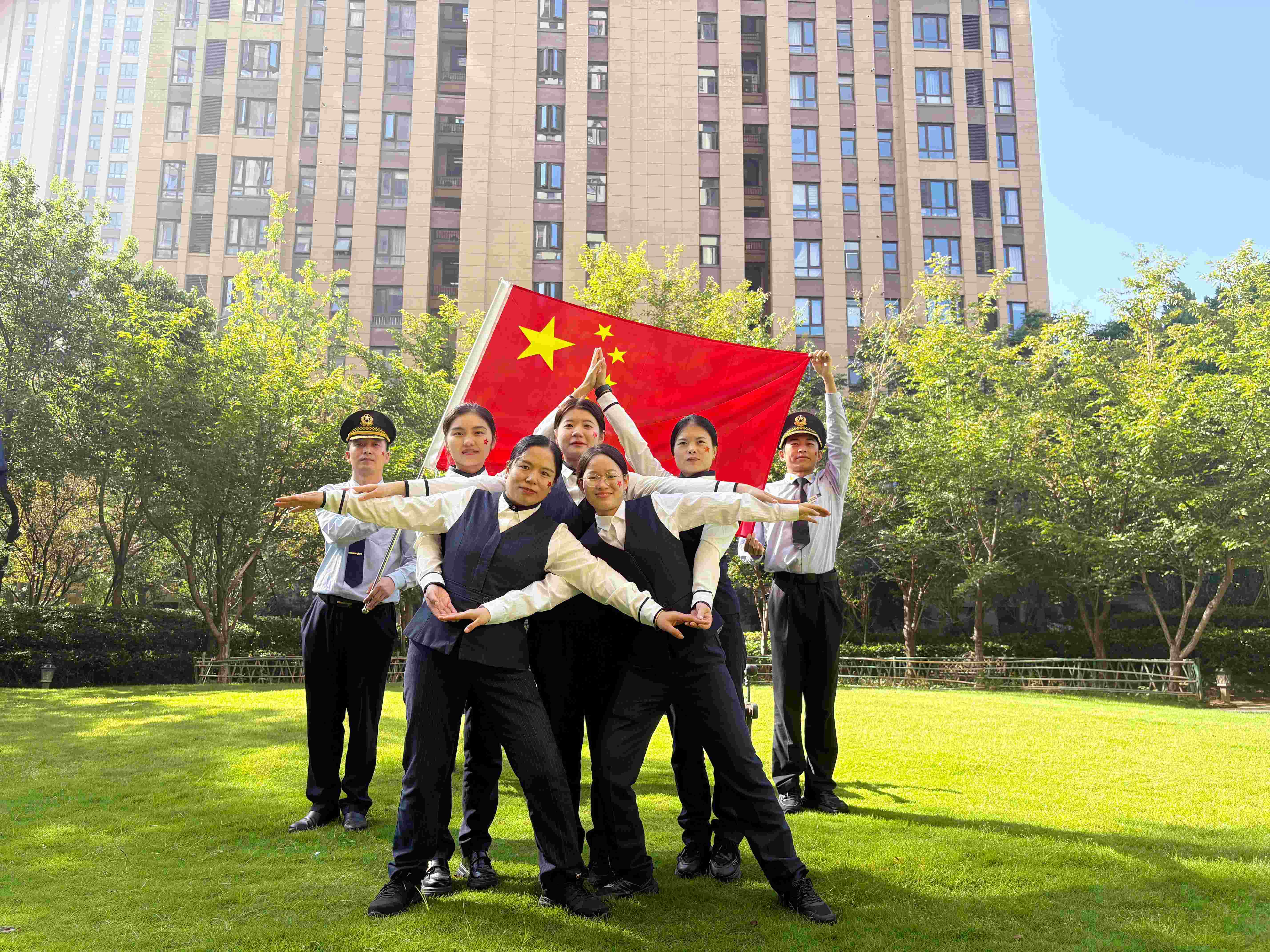 国庆+中秋=？新世纪物业双节精彩放送！